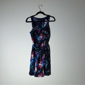 Express floral pattern sleeveless navy dress sizeM